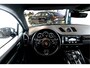 Porsche Cayenne 4.0 Turbo 471kW/640pk Tiptronic S Techart! PANODAMADAK + LUCHTVERING + SPORT DESIGN + RSE + STUURVERWARMING + 18-WEG STOELEN + 4-WIELSTURING + PSCB REMSYSTEEM + STOELVERWARMING V&A + KEYLESS + SOFTCLOSE + PDLS PLUS + SPORTUITLAAT + 22" LM-VELGEN!!