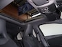 Mercedes-Benz A-klasse 250e Business Solution AMG | Panoramaschuifdak | Premium Plus | Head-up display | Dodehoekassistent |