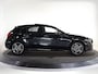 Mercedes-Benz A-klasse 250e Business Solution AMG | Panoramaschuifdak | Premium Plus | Head-up display | Dodehoekassistent |