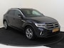 Volkswagen T-Roc 1.5 TSI R-Line Business | airco automatisch | Apple Carplay/Android | cruise control adaptief | lichtmetalen velgen 17" | navigatiesysteem full map | R-Line exterieur | voorstoelen verwarmd |