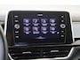 Volkswagen T-Roc 1.5 TSI R-Line Business | airco automatisch | Apple Carplay/Android | cruise control adaptief | lichtmetalen velgen 17" | navigatiesysteem full map | R-Line exterieur | voorstoelen verwarmd |