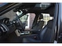 Land Rover Discovery 3.0 Td6 First Edition 7p. Wij zijn op afspraak geopend! Graag bellen voor uw komst.