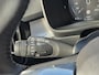 Volvo XC40 1.5 T2 Momentum / Achteruitrijcamera / Apple Carplay & Android Auto / Sensoren Voor en Achter / Navigatie / Lendensteun / Cruise Control /