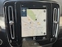 Volvo XC40 1.5 T2 Momentum / Achteruitrijcamera / Apple Carplay & Android Auto / Sensoren Voor en Achter / Navigatie / Lendensteun / Cruise Control /