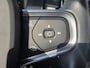 Volvo XC40 1.5 T2 Momentum / Achteruitrijcamera / Apple Carplay & Android Auto / Sensoren Voor en Achter / Navigatie / Lendensteun / Cruise Control /