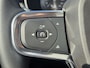 Volvo XC40 1.5 T2 Momentum / Achteruitrijcamera / Apple Carplay & Android Auto / Sensoren Voor en Achter / Navigatie / Lendensteun / Cruise Control /