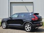 Volvo XC40 1.5 T2 Momentum / Achteruitrijcamera / Apple Carplay & Android Auto / Sensoren Voor en Achter / Navigatie / Lendensteun / Cruise Control /