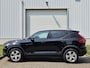 Volvo XC40 1.5 T2 Momentum / Achteruitrijcamera / Apple Carplay & Android Auto / Sensoren Voor en Achter / Navigatie / Lendensteun / Cruise Control /