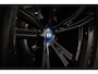 BMW 3-Serie Touring 330e M-Sport | SOH 95% | PANORAMADAK | HEAD UP | HOUTAFWERKING | CAMERA | 19"