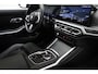 BMW 3-Serie Touring 330e M-Sport | SOH 95% | PANORAMADAK | HEAD UP | HOUTAFWERKING | CAMERA | 19"