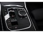 BMW 3-Serie Touring 330e M-Sport | SOH 95% | PANORAMADAK | HEAD UP | HOUTAFWERKING | CAMERA | 19"