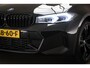 BMW 3-Serie Touring 330e M-Sport | SOH 95% | PANORAMADAK | HEAD UP | HOUTAFWERKING | CAMERA | 19"