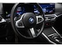 BMW 3-Serie Touring 330e M-Sport | SOH 95% | PANORAMADAK | HEAD UP | HOUTAFWERKING | CAMERA | 19"