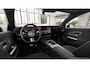 Mercedes-Benz CLA 180 Business Solution AMG | Panoramadak | Trekhaak | Nightpakket | Sportstoelen| Dodehoekassistent | Matrix Led |