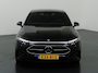 Mercedes-Benz CLA 180 Business Solution AMG | Panoramadak | Trekhaak | Nightpakket | Sportstoelen| Dodehoekassistent | Matrix Led |