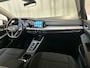 Volkswagen Golf Variant 1.0 eTSI DSG Life Sfeerverlichting Navigatie Parkeersensoren Camera
