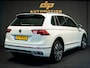 Volkswagen Tiguan 1.5 TSI R-Line Business+/R-LINE/PANO/CARPLAY/CAMERA/KEYLESS