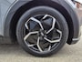 Hyundai Ioniq 5 Connect 77.4 kWh / SOH 98% / Dealer onderhouden / Fabrieksgarantie tot 06-2028 / Trekgewicht 1600 kg / CCS snelladen / Warmtepomp / Stuur- Stoel & Achterbank verwarming / Adaptief cruise control / Keyless Entry/Start / Achteruitrijcamera /