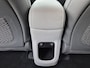 Hyundai Ioniq 5 Connect 77.4 kWh / SOH 98% / Dealer onderhouden / Fabrieksgarantie tot 06-2028 / Trekgewicht 1600 kg / CCS snelladen / Warmtepomp / Stuur- Stoel & Achterbank verwarming / Adaptief cruise control / Keyless Entry/Start / Achteruitrijcamera /