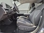 Hyundai Ioniq 5 Connect 77.4 kWh / SOH 98% / Dealer onderhouden / Fabrieksgarantie tot 06-2028 / Trekgewicht 1600 kg / CCS snelladen / Warmtepomp / Stuur- Stoel & Achterbank verwarming / Adaptief cruise control / Keyless Entry/Start / Achteruitrijcamera /