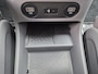 Hyundai Ioniq 5 Connect 77.4 kWh / SOH 98% / Dealer onderhouden / Fabrieksgarantie tot 06-2028 / Trekgewicht 1600 kg / CCS snelladen / Warmtepomp / Stuur- Stoel & Achterbank verwarming / Adaptief cruise control / Keyless Entry/Start / Achteruitrijcamera /