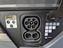 Hyundai Ioniq 5 Connect 77.4 kWh / SOH 98% / Dealer onderhouden / Fabrieksgarantie tot 06-2028 / Trekgewicht 1600 kg / CCS snelladen / Warmtepomp / Stuur- Stoel & Achterbank verwarming / Adaptief cruise control / Keyless Entry/Start / Achteruitrijcamera /