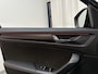 Skoda Kodiaq 1.5 TSI 150pk DSG Sportline Business Alcantara Stoelverwarming Trekhaak Camera Stoelverwarming