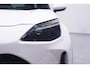 Toyota Yaris Cross 1.5 Hybrid Dynamic team Deutschland Navigatie APPLE-carplay camera DAB-ontvangst PDC v+a stoel/stuurverwarming bleutooth led-verlichting grootlicht-assist lane-assist private-glas 17"-lmv