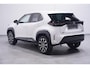 Toyota Yaris Cross 1.5 Hybrid Dynamic team Deutschland Navigatie APPLE-carplay camera DAB-ontvangst PDC v+a stoel/stuurverwarming bleutooth led-verlichting grootlicht-assist lane-assist private-glas 17"-lmv
