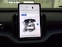 Volvo EX30 Single Motor Extended Range Ultra 69 kWh | Trekhaak | Stoel + Stuurverwarming | 20 inch LM Velgen | Extra getint glas | PDC V+A en 360 camera |