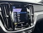 Volvo V60 B3 R-Design | 20" | Sportstoelen | Panoramadak | Exterior Styling Pack | Elektr. verst. best. Stoel | Adaptieve Cruise | BLIS | Parkeercamera