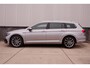 Volkswagen Passat Variant 1.4 TSI PHEV GTE Business | Pano | Elek. Trekhaak | Head-Up | Carplay | LED | Camera | Navi | Alcantara