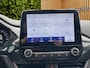 Ford Fiesta 1.0 EcoBoost Vignale Lage KMstand! | Leder | Carplay | Stoel- stuurverw. | Adaptieve cruise | Camera | 17"