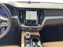 Volvo V60 2.0 T6 Plug-in hybrid AWD Ultra Dark l Lounge pakket l