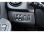 Renault Clio Estate 0.9 TCe Limited | Navigatie | Parkeersensoren | Extra getint glas | Dakrails | Cruise control | Lichtmetalen velgen