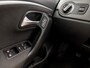 Volkswagen Polo 1.2 Sportline (PANORAMADAK, APPLE CARPLAY, CLIMATE, 5 DEURS, SPORTSTOELEN, GETINT GLAS, LM VELGEN, PARKEERSENSOREN, CRUISE, NIEUWSTAAT)