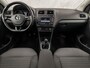 Volkswagen Polo 1.2 Sportline (PANORAMADAK, APPLE CARPLAY, CLIMATE, 5 DEURS, SPORTSTOELEN, GETINT GLAS, LM VELGEN, PARKEERSENSOREN, CRUISE, NIEUWSTAAT)