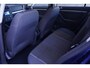Volkswagen Golf 1.6 FSI Optive 3 16"-lmv navigatie airco trekhaak