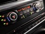 BMW X3 xDrive20i Sport 184Pk Automaat (GROOT NAVI, M STUUR, CLIMATE, LEDER, STOELVERWARMING, SPORTSTOELEN, GETINT GLAS, ZWART HEMEL, PARKEERSENSOREN, NIEUWSTAAT)