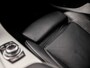 BMW X3 xDrive20i Sport 184Pk Automaat (GROOT NAVI, M STUUR, CLIMATE, LEDER, STOELVERWARMING, SPORTSTOELEN, GETINT GLAS, ZWART HEMEL, PARKEERSENSOREN, NIEUWSTAAT)