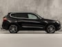 BMW X3 xDrive20i Sport 184Pk Automaat (GROOT NAVI, M STUUR, CLIMATE, LEDER, STOELVERWARMING, SPORTSTOELEN, GETINT GLAS, ZWART HEMEL, PARKEERSENSOREN, NIEUWSTAAT)