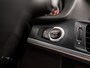 BMW X3 xDrive20i Sport 184Pk Automaat (GROOT NAVI, M STUUR, CLIMATE, LEDER, STOELVERWARMING, SPORTSTOELEN, GETINT GLAS, ZWART HEMEL, PARKEERSENSOREN, NIEUWSTAAT)
