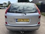 Nissan Almera Tino 1.8 Visia