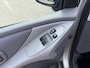 Nissan Almera Tino 1.8 Visia