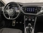 Volkswagen T-Roc 1.0 TSI Sport (APPLE CARPLAY, GROOT NAVI, STOELVERWARMING, GETINT GLAS, SPORTSTOELEN, ADAPTIVE CRUISE, PARKEERSENSOREN, NIEUWSTAAT)