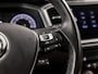 Volkswagen T-Roc 1.0 TSI Sport (APPLE CARPLAY, GROOT NAVI, STOELVERWARMING, GETINT GLAS, SPORTSTOELEN, ADAPTIVE CRUISE, PARKEERSENSOREN, NIEUWSTAAT)