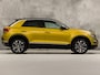 Volkswagen T-Roc 1.0 TSI Sport (APPLE CARPLAY, GROOT NAVI, STOELVERWARMING, GETINT GLAS, SPORTSTOELEN, ADAPTIVE CRUISE, PARKEERSENSOREN, NIEUWSTAAT)