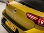 Volkswagen T-Roc 1.0 TSI Sport (APPLE CARPLAY, GROOT NAVI, STOELVERWARMING, GETINT GLAS, SPORTSTOELEN, ADAPTIVE CRUISE, PARKEERSENSOREN, NIEUWSTAAT)