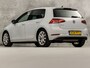 Volkswagen Golf 1.0 TSI Sportline 110Pk (APPLE CARPLAY, CLIMATE, CAMERA, GETINT GLAS, SPORTSTOELEN, LM VELGEN, ADAPTIVE CRUISE, NIEUWSTAAT)