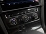 Volkswagen Golf 1.0 TSI Sportline 110Pk (APPLE CARPLAY, CLIMATE, CAMERA, GETINT GLAS, SPORTSTOELEN, LM VELGEN, ADAPTIVE CRUISE, NIEUWSTAAT)